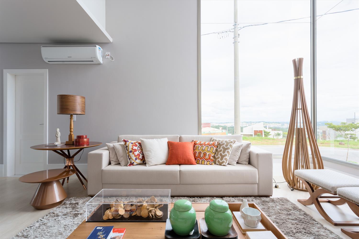 巴西 Mogi das Cruzes 现代住宅 | 木质与玻璃的完美融合-4