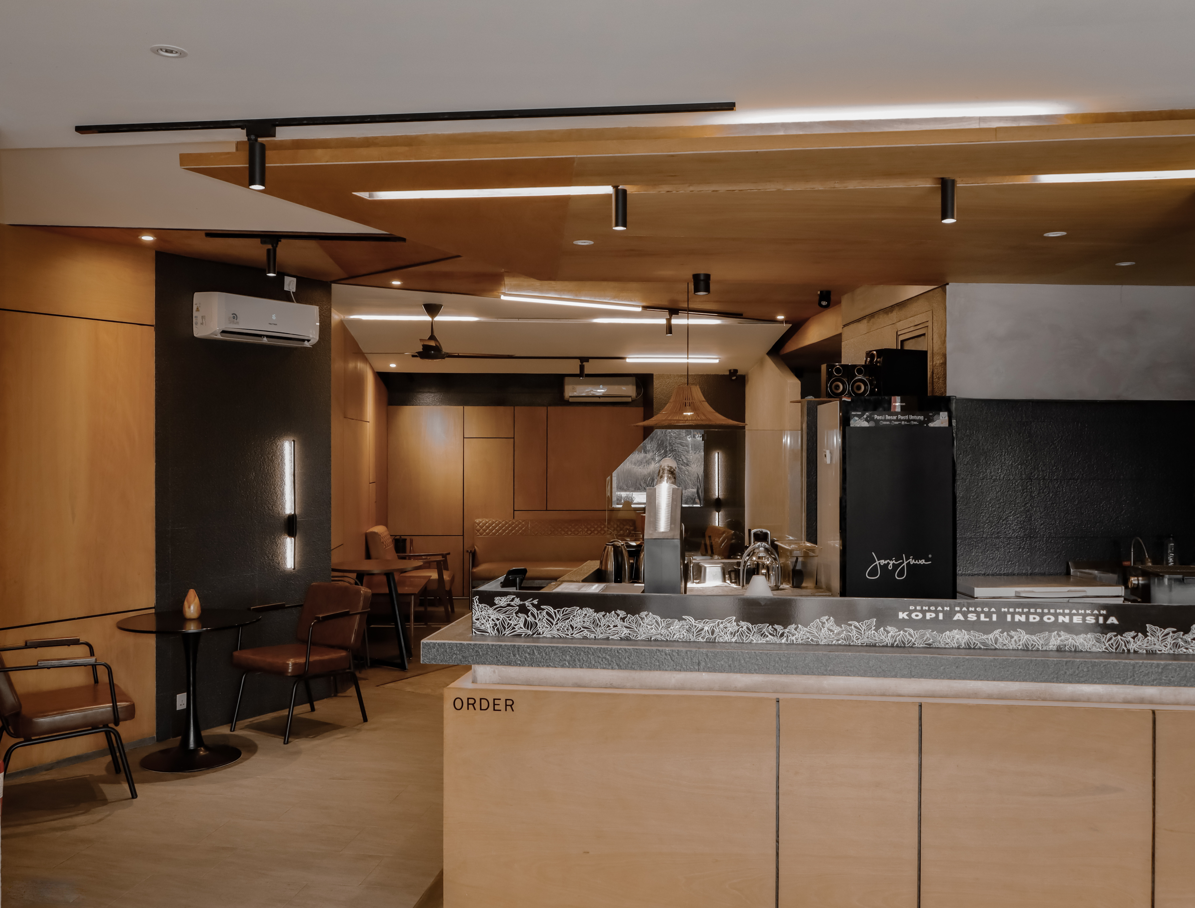 architectural shot (interior and exterior)-4