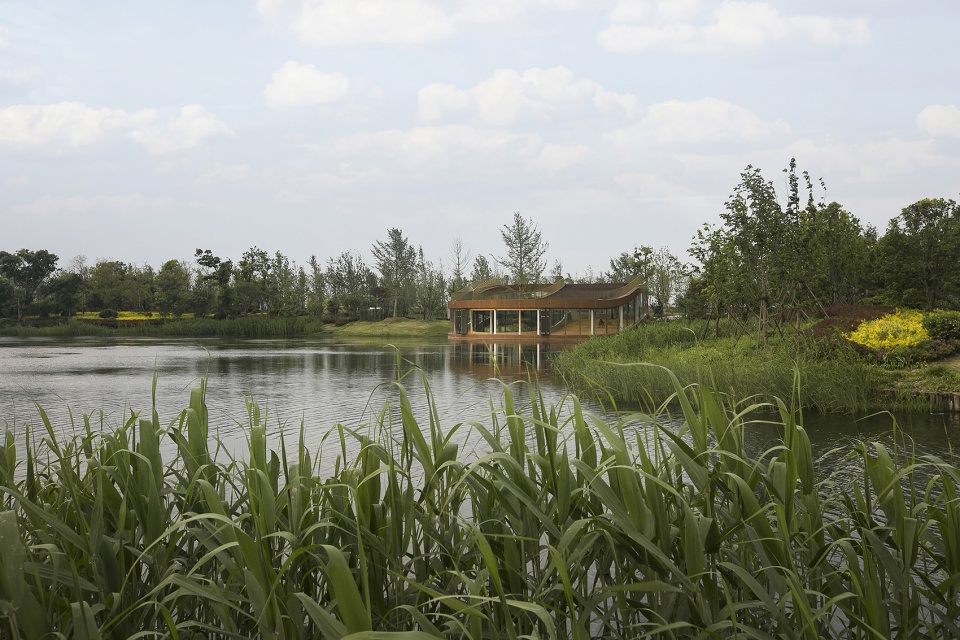 湖畔剧场 | 让自然成为舞台的背景-7