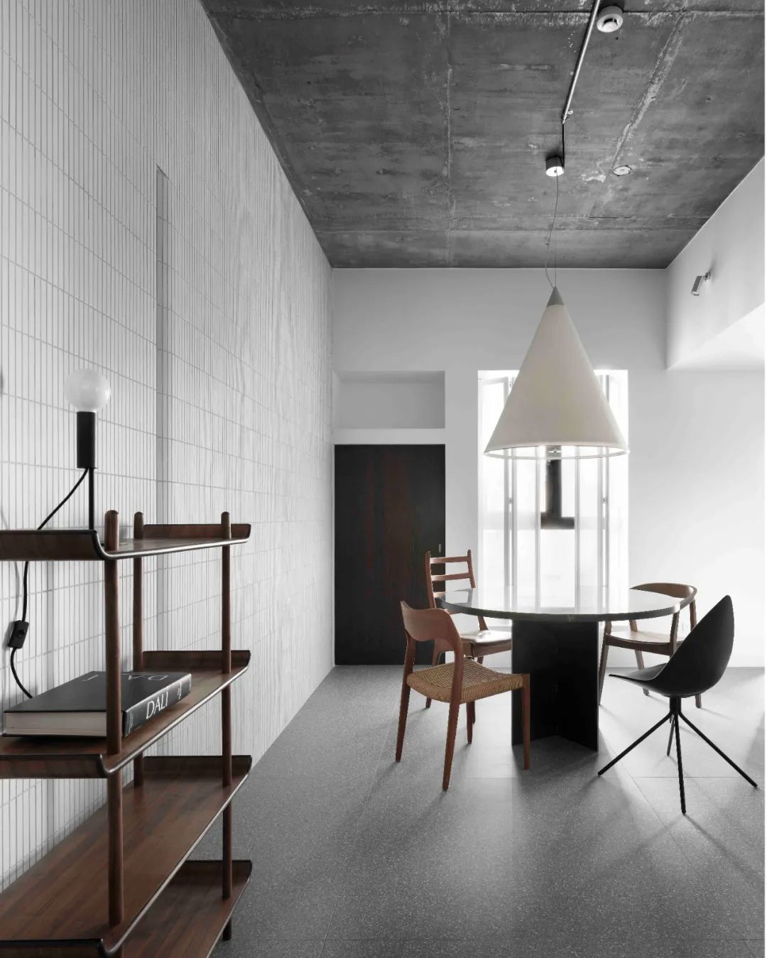 和谐共生 · 平静祥和空间设计丨地所设计-18