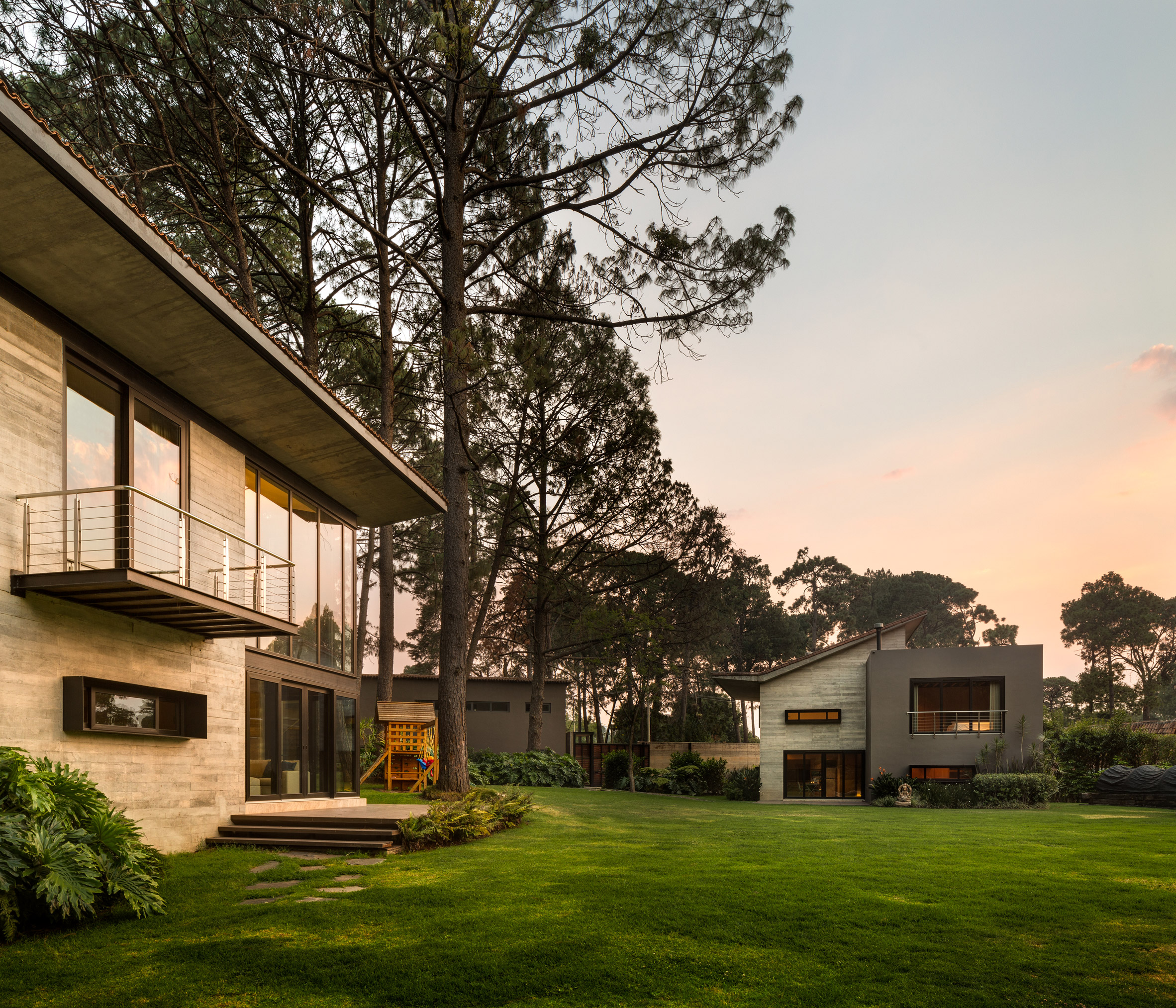 Five separate houses form Mexican estate by Vieyra Arquitectos-2