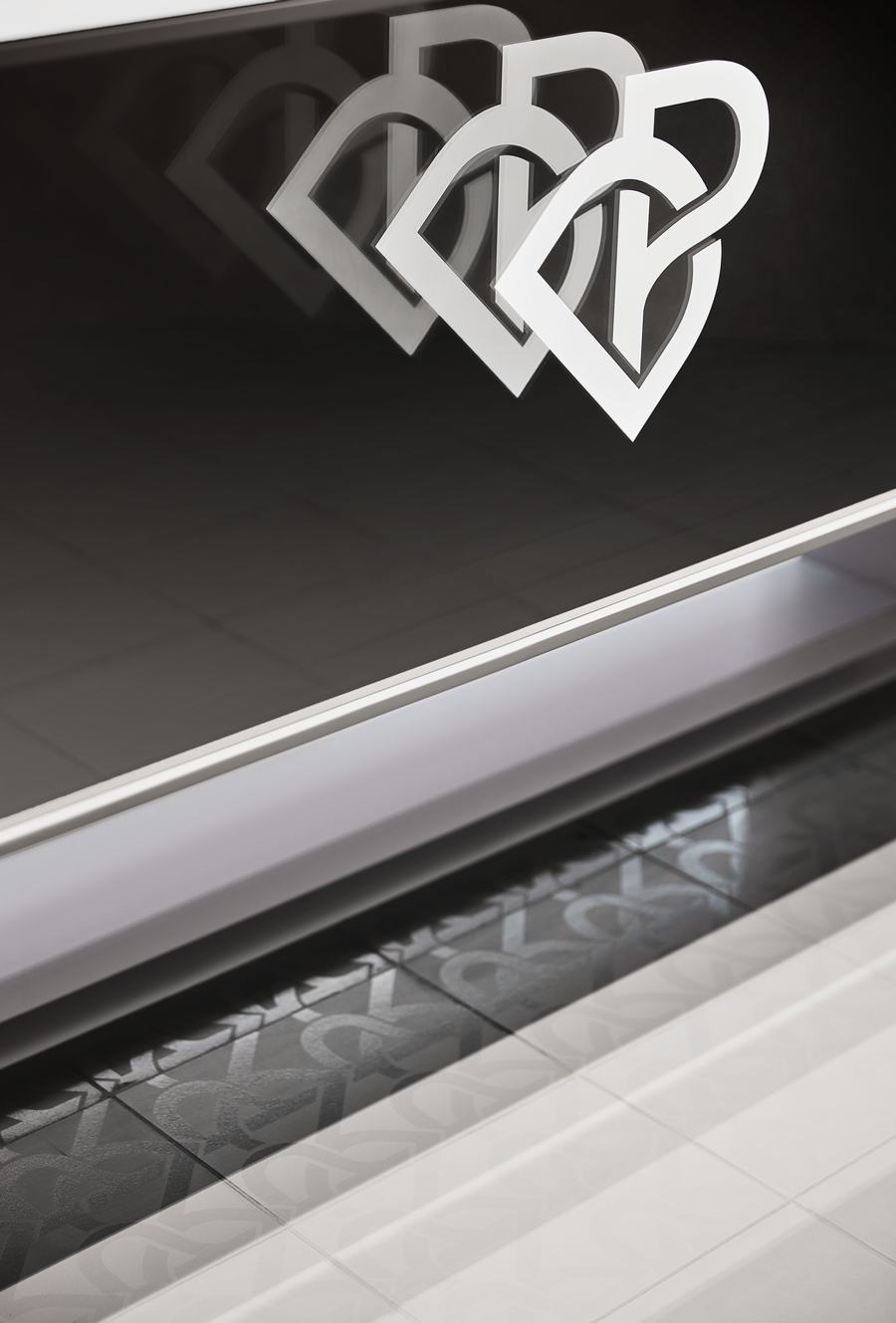 完美日记杭州湖滨in88旗舰店，店铺延续了品牌的不受限制的美 - 米尚丽零售设计网 MISUNLY- 美好品牌店铺空间发现者-10