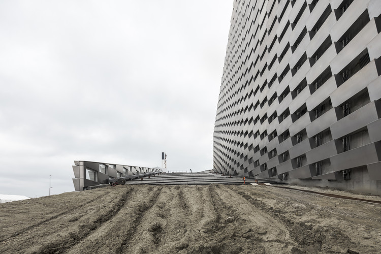 Amager Bakke垃圾能源转换厂顶部公园及滑雪场丨丹麦哥本哈根丨BIG,SLA-15