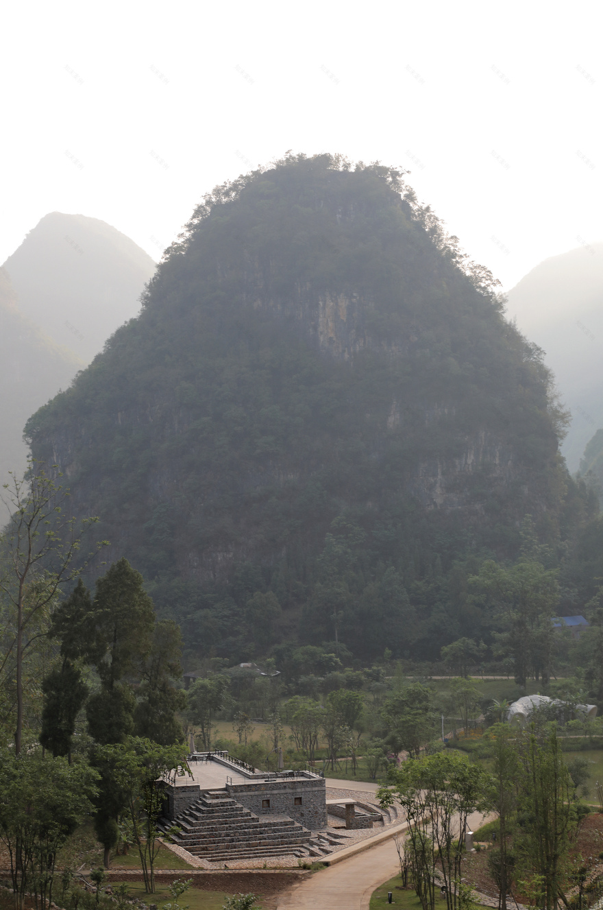 Camping Service Center in Louna / Atelier Li Xinggang-36