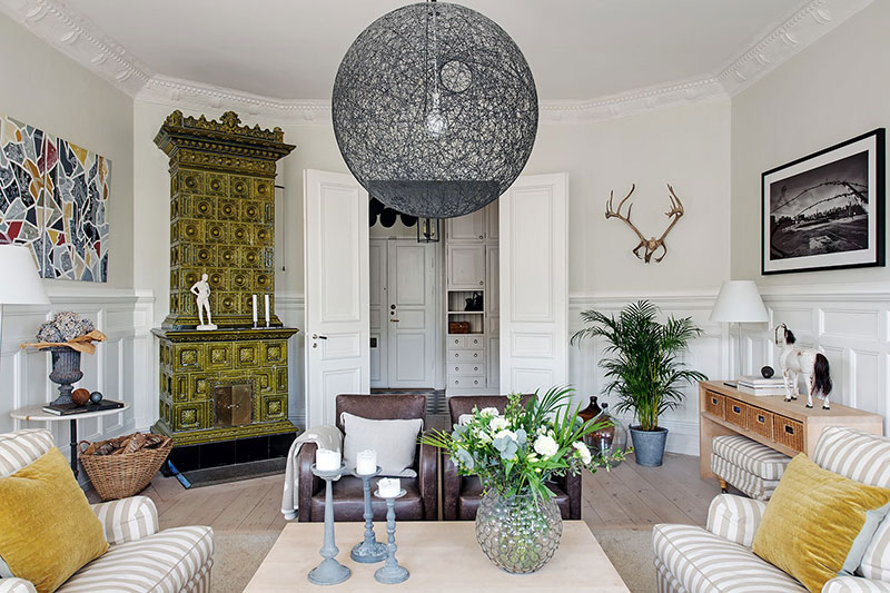 宽敞的厨房和餐厅里的图书馆:瑞典的大公寓-6