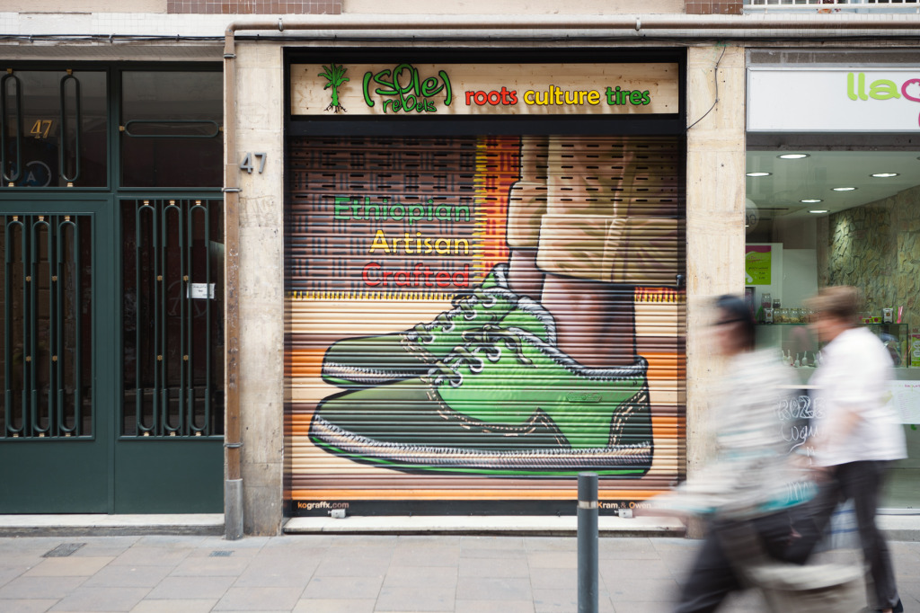 Solerebels Shoe Store Dom Arquitectura-4