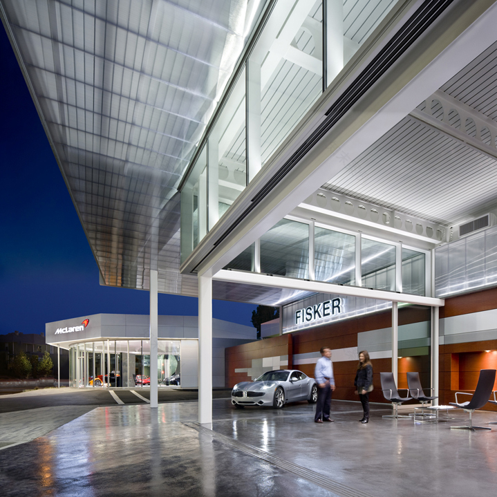 加州汽车展厅的现代设计魅力-12