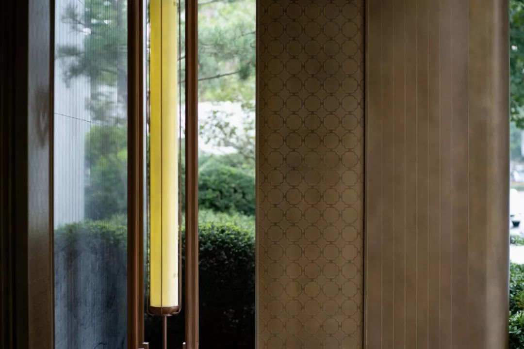 石头记：落雨声皆看化 | 龙湖葛洲坝 · 景粼天著-86