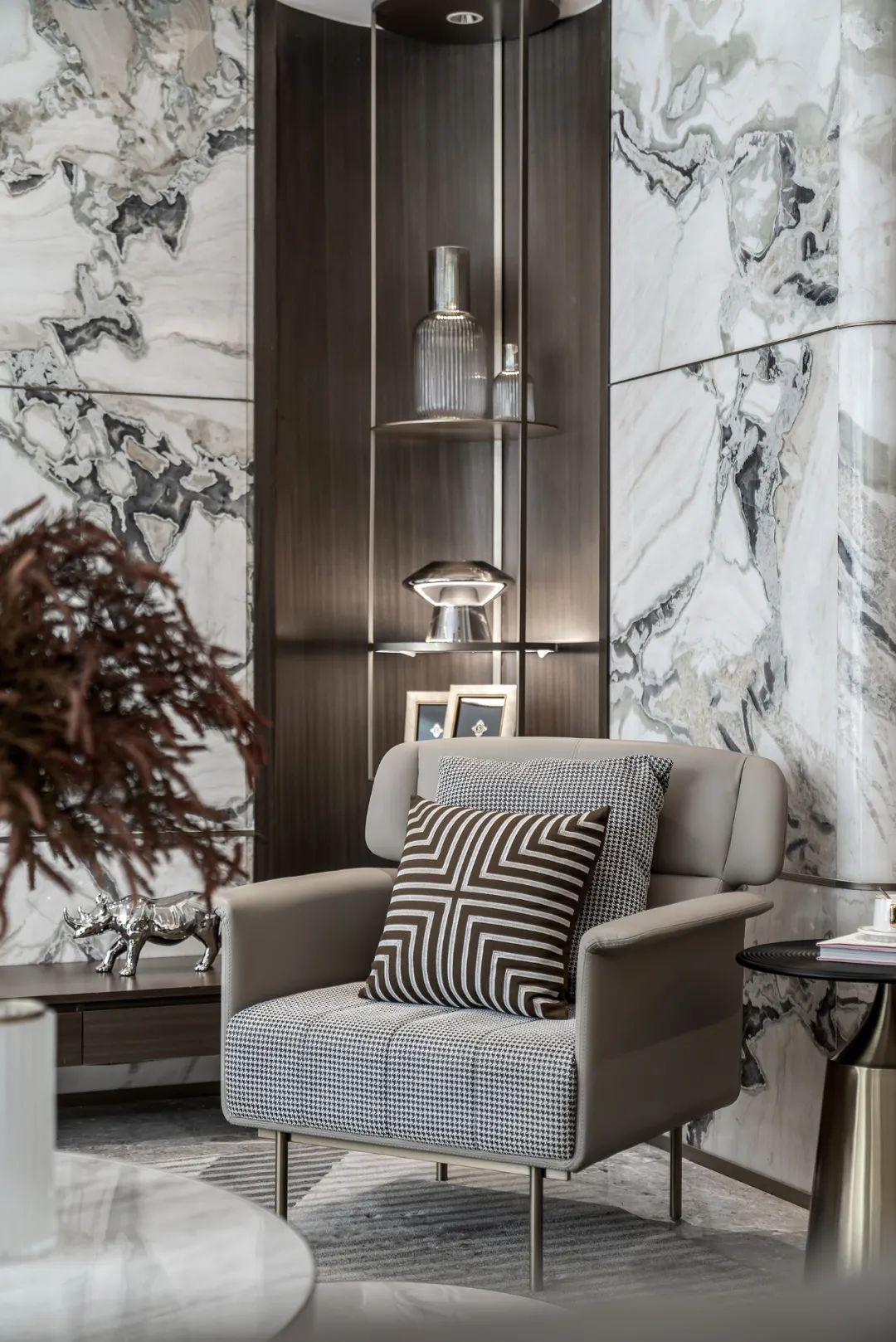 阅麓山样板间丨中国大连丨深圳市厚夫设计顾问有限公司-33