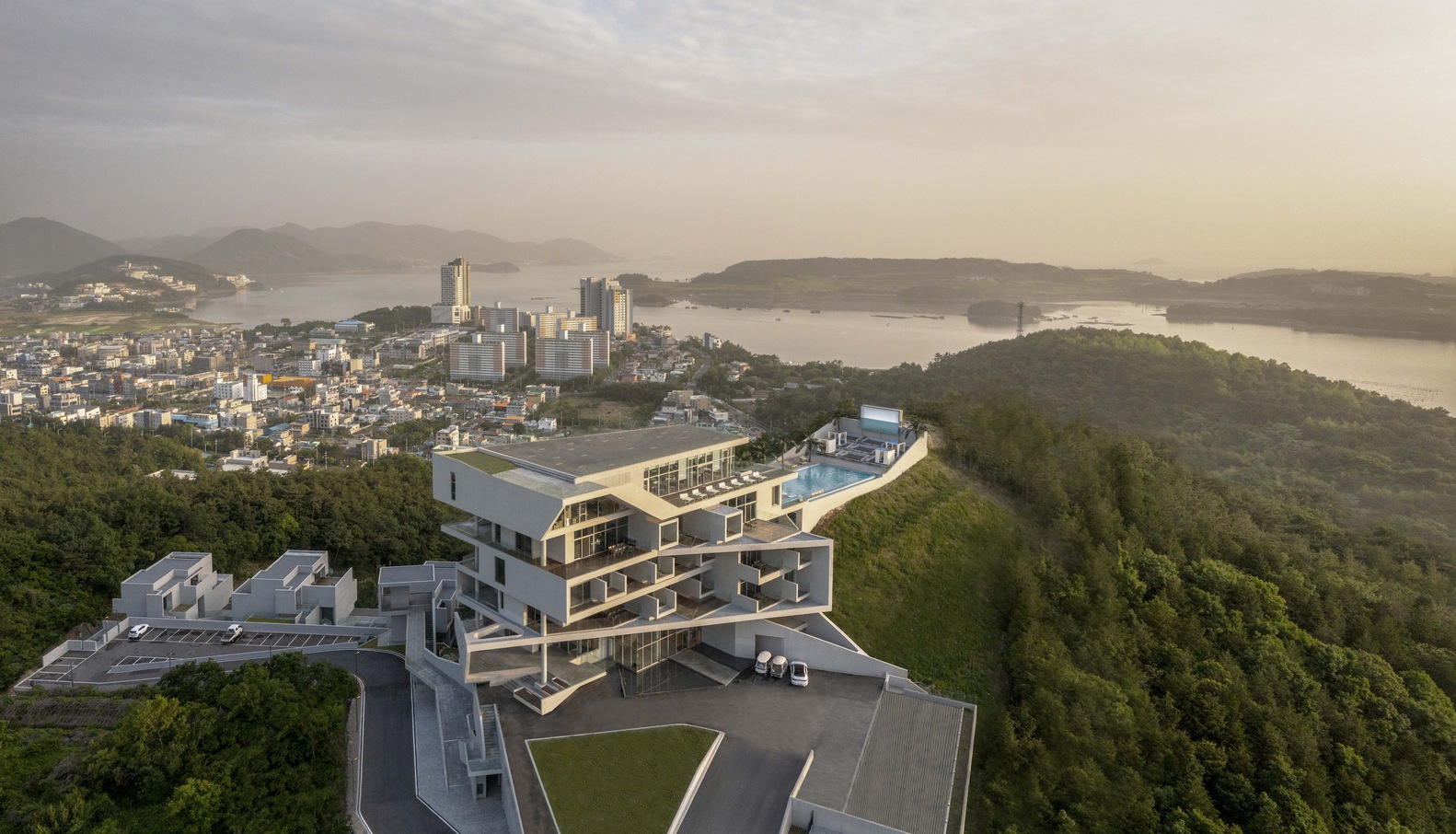 Yeosu 海洋旅游目的地 FORT & PORT 建筑设计-1