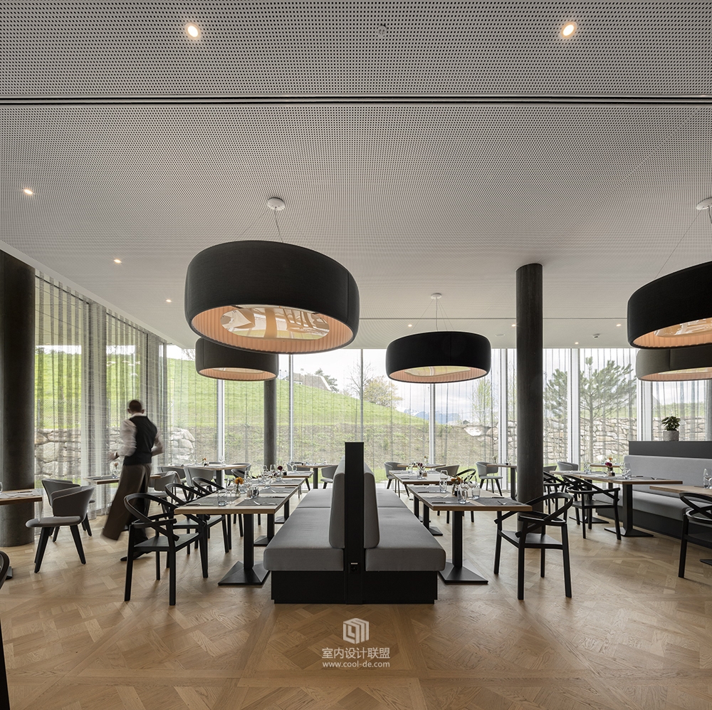 瑞士摩登时代酒店 / Itten+Brechbühl-12