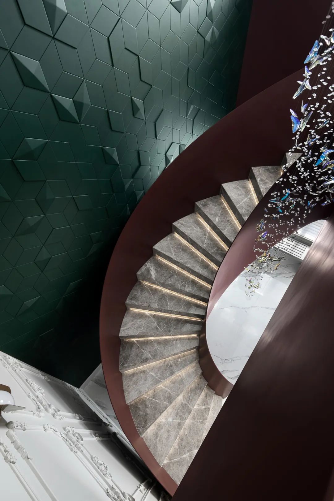 杭州空中别墅 · 弗拉明戈风情的现代法式设计丨中国杭州丨尚层装饰(北京)有限公司杭州分公司-0