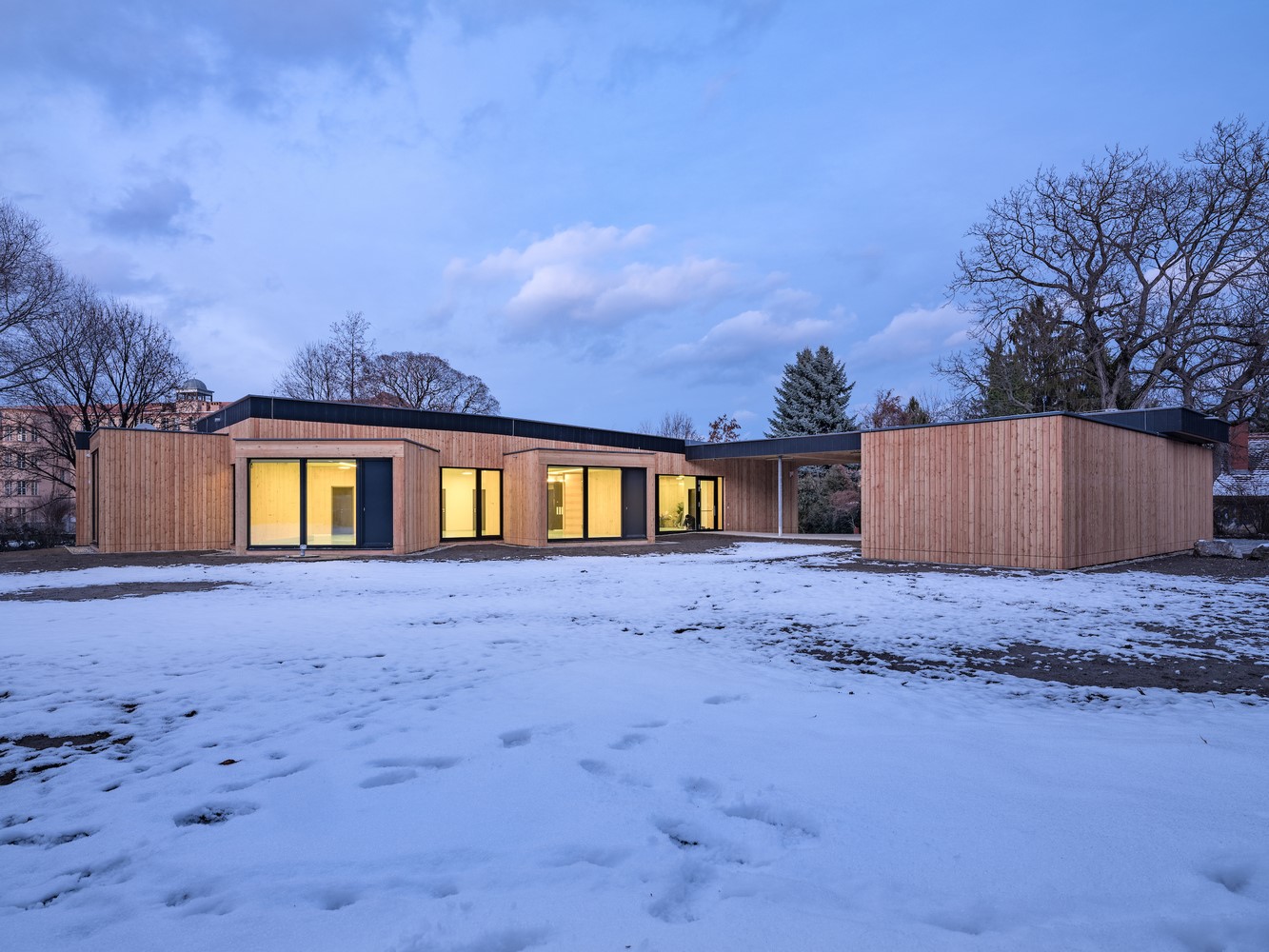 格拉茨绿色绿洲青年中心“回声别墅”-9