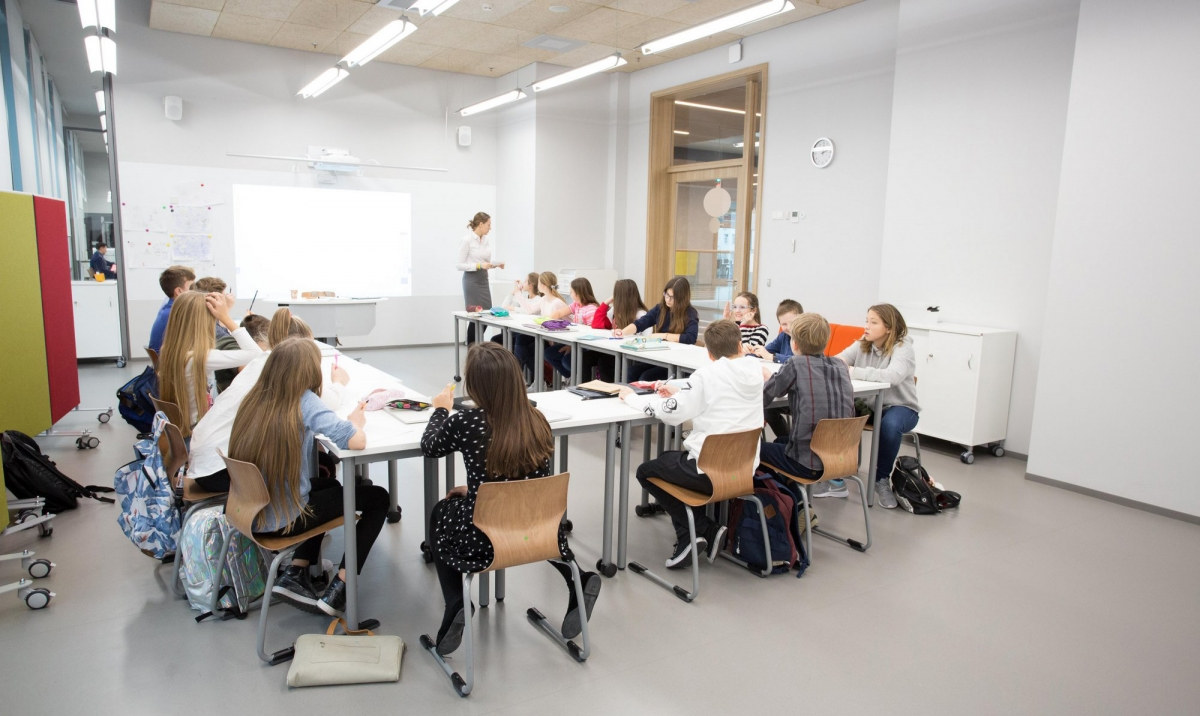 霍罗舍夫斯卡娅大学-21