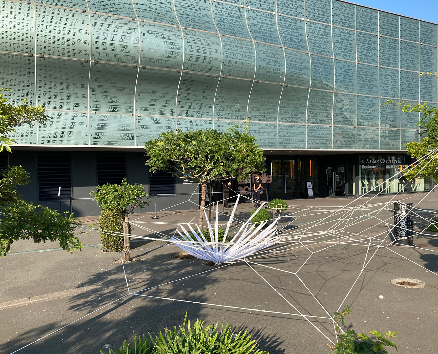 法国加莱蕾丝之城-17