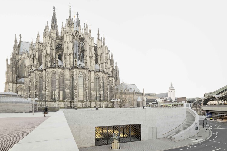 科隆大教堂广场重塑丨德国科隆丨allmannwappner-2