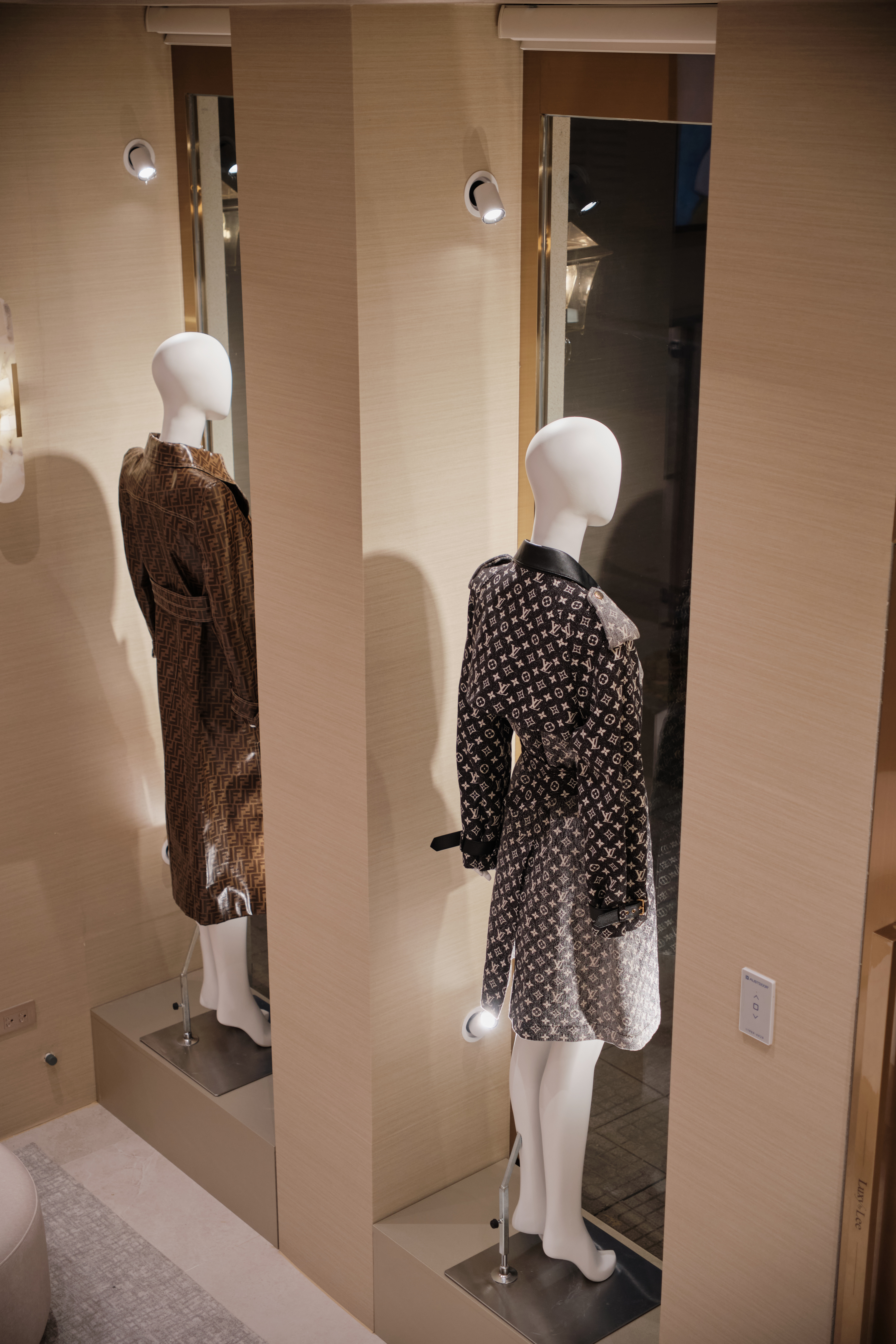 Reality | Luxy by Lee-7