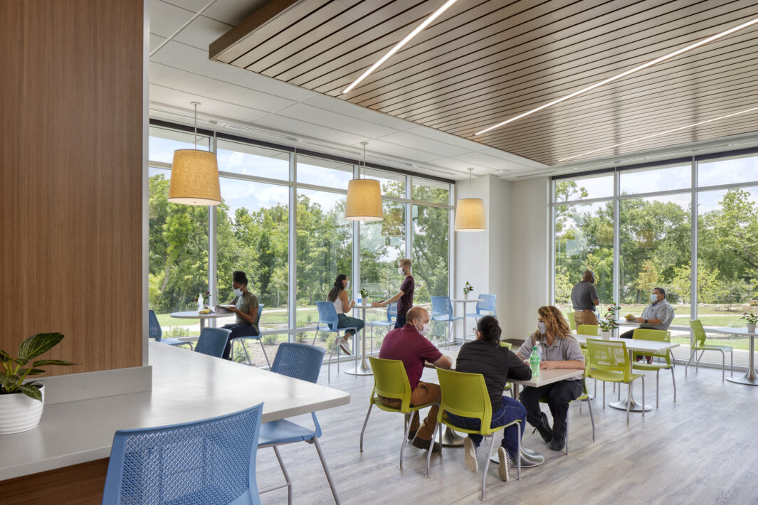 Department of Veterans Affairs: Ernest Childers Outpatient Clinic - Perkins Eastman-5