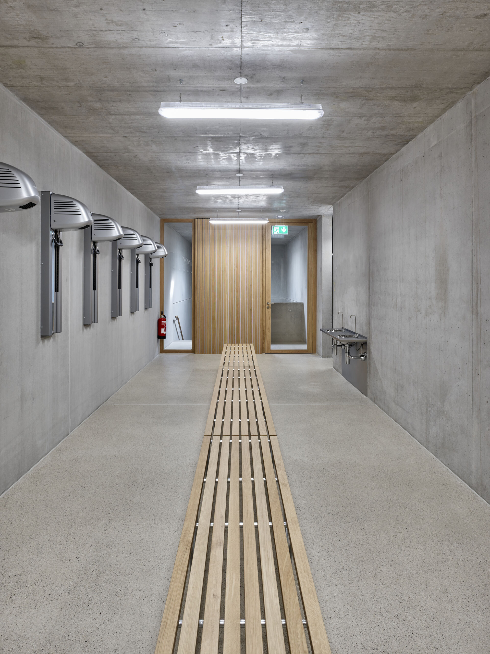 游泳池圣普雷丨瑞士丨LVPH Architectes-28