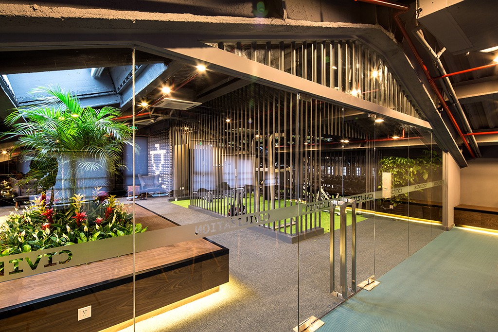 上海文明广告办公室  x collective-10