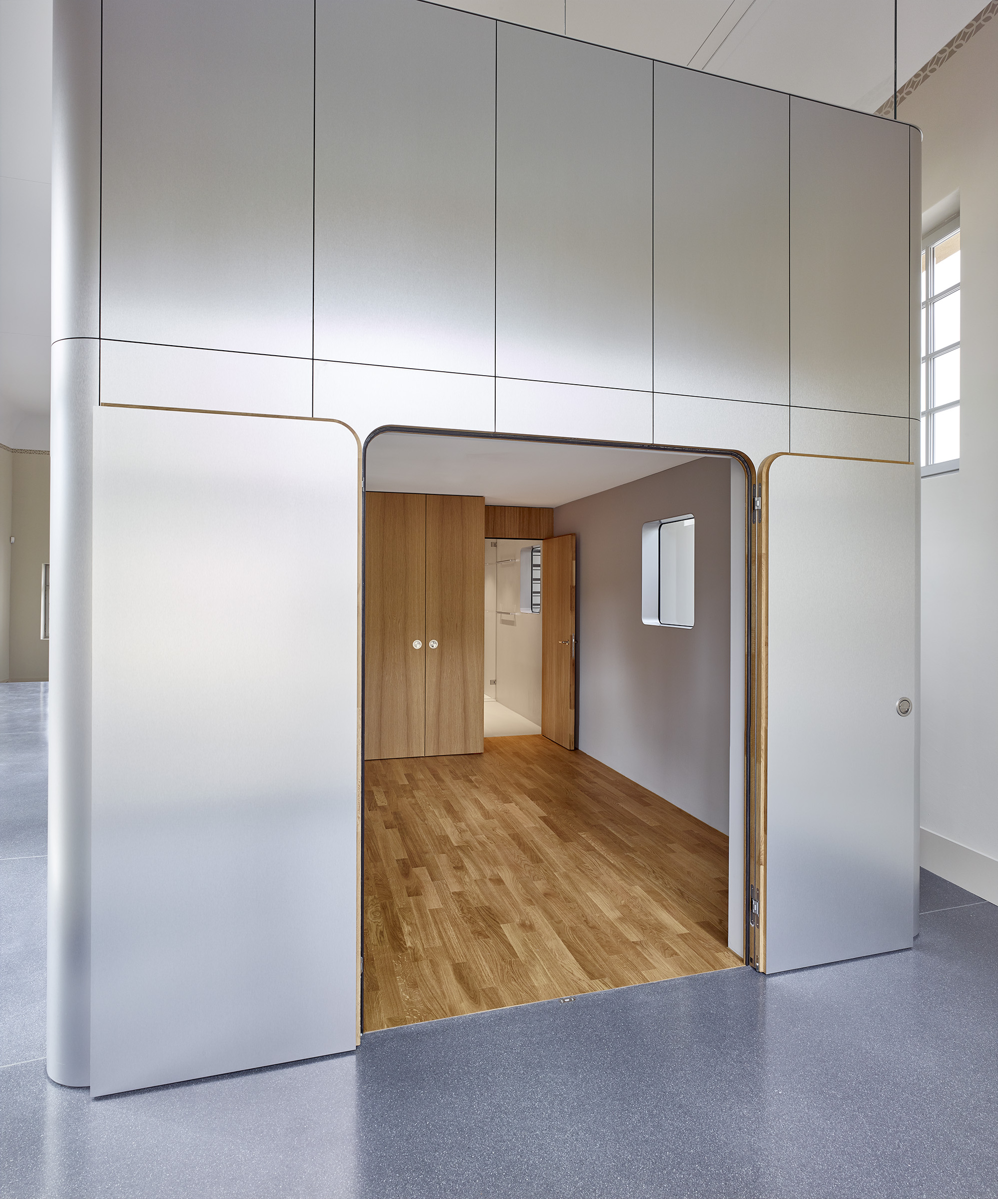 dietschiberg mountain railway valley station-3