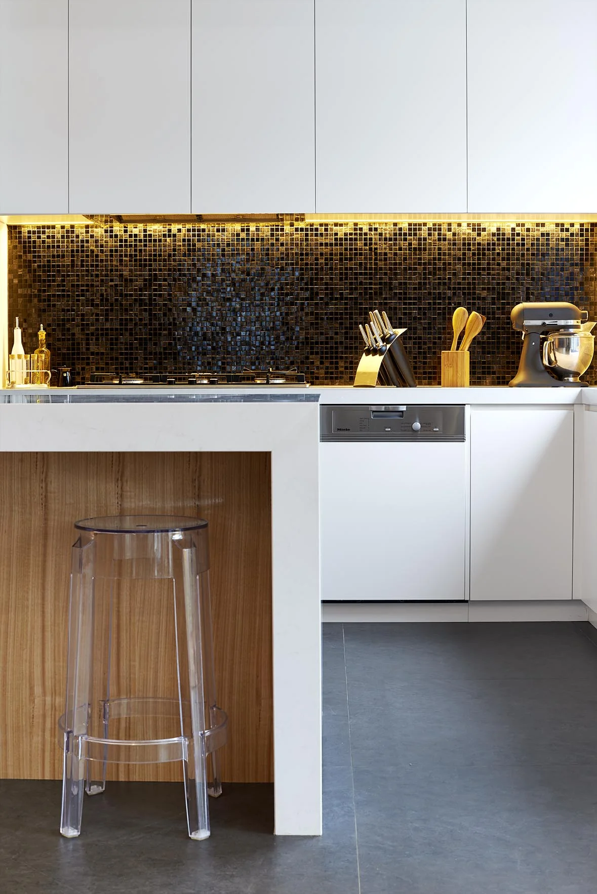 格伦艾里斯（Glen Iris）扩建与翻新工程

注：E·tension推测为Extension的拼写错误，在建筑领域Extension常指建筑的扩建部分，Renovation指翻新、整修Glen Iris一般是特定的地名，音译为格伦艾里斯 丨澳大利亚墨尔本丨JLTL Architects-35