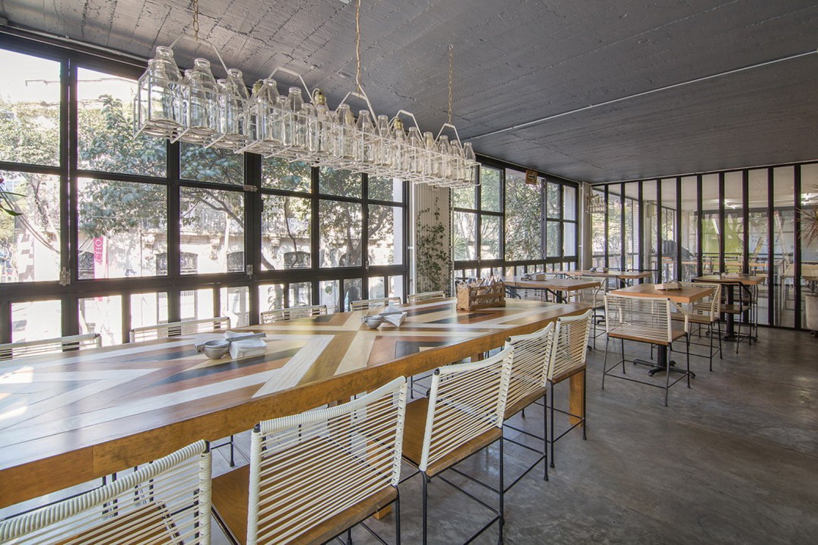 汽车零件仓库改造的“米兰44”市场  Amezcua-20