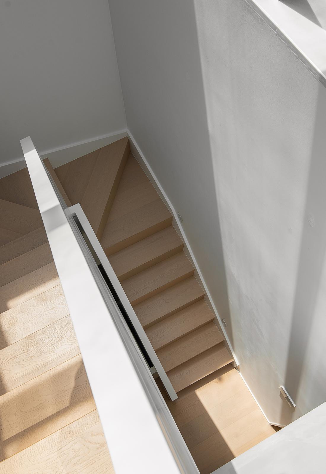 刘姥姥的家 · 极简压力真空地带的温馨设计-48