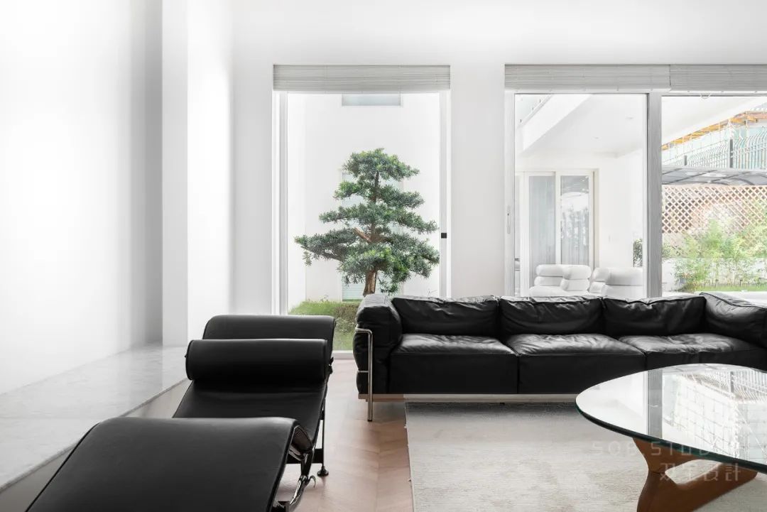 包豪斯极简主义,双宝设计打造 300㎡白色空间-12