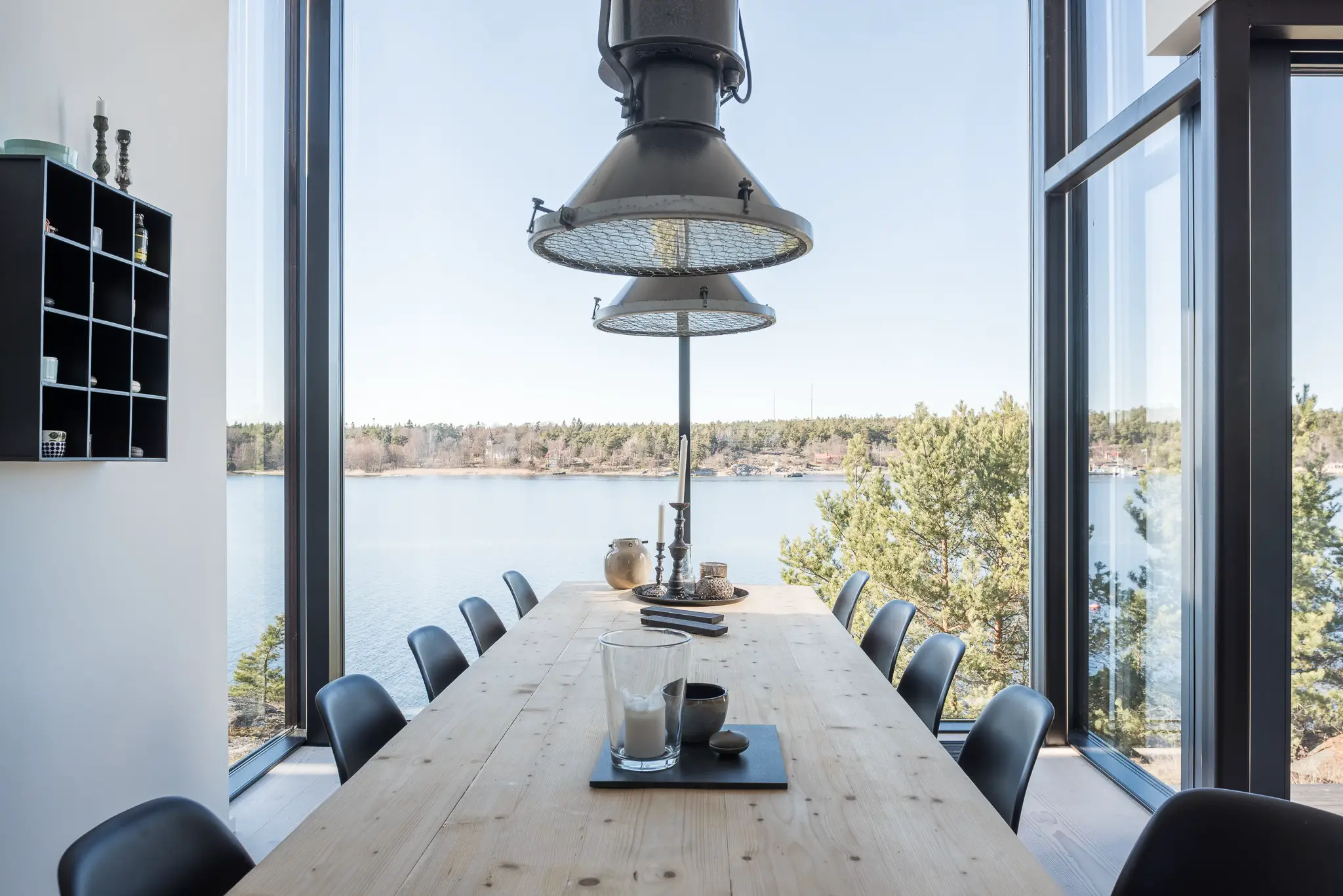 瑞典湖泊度假屋 | 梦幻般的水边度假胜地-8