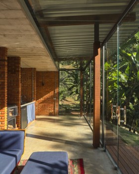 Abrigo Alto 度假小屋丨巴西丨gru.a