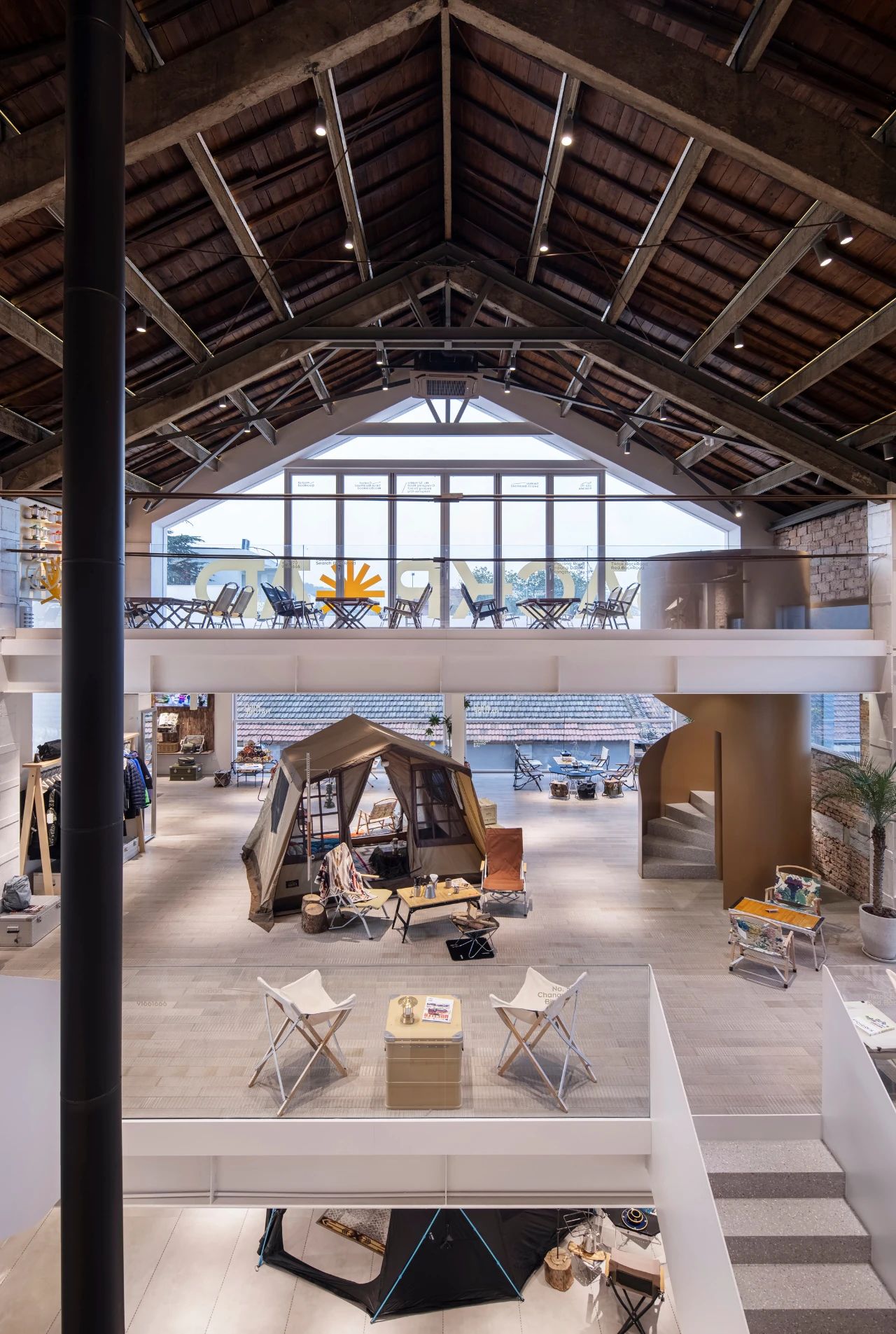 BACKROAD 户外集合店丨中国杭州丨杭州观堂室内设计有限公司-13