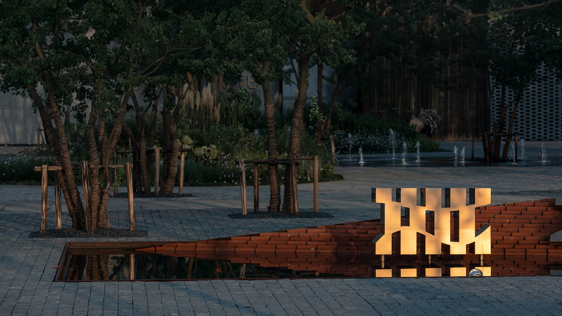 折与叠 · 合肥空港国际小镇创展中心导视设计丨中国合肥丨萬邦智合（上海）设计咨询事务所-13