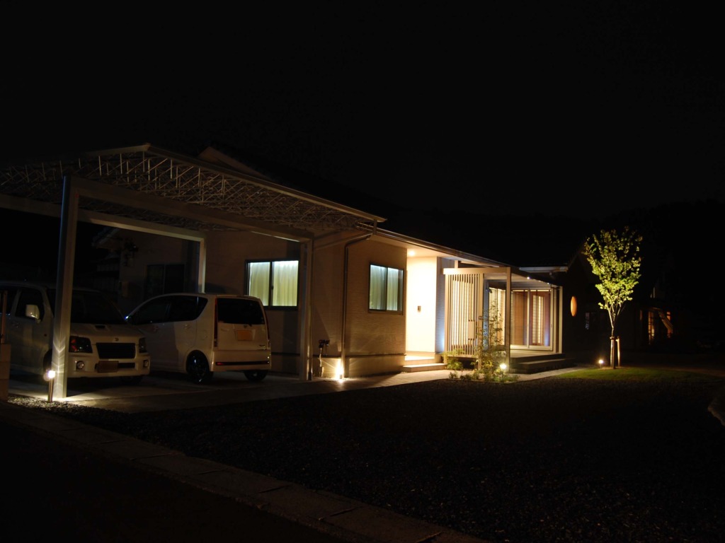 平屋建て和風モダン住宅の新築外構-13