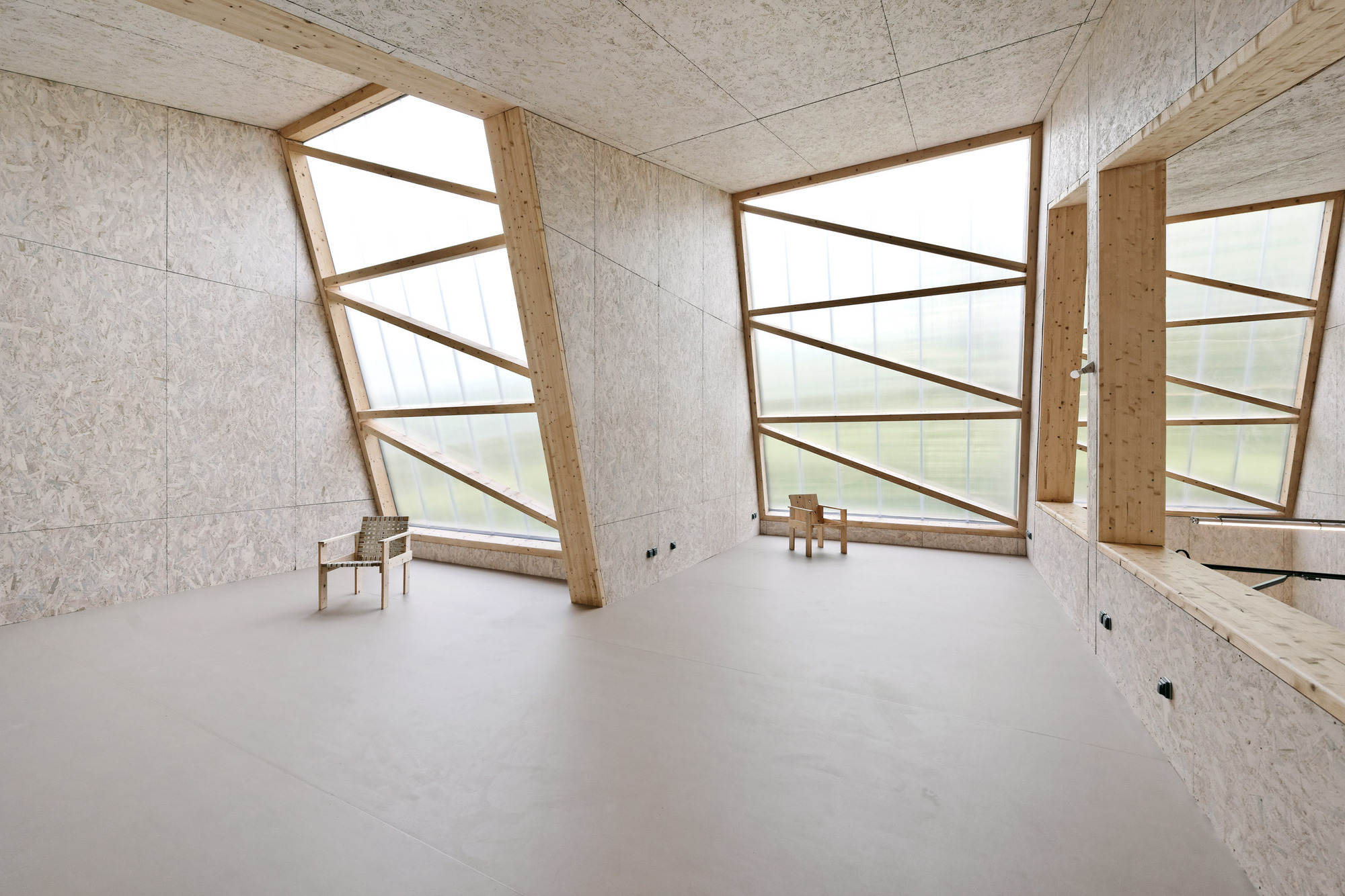 The Good, the Bad and the Ugly Artist's Studio / Didier Fiúza Faustino-50