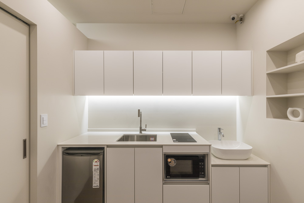 12 平米艺术空间，极简设计打造魅力空间-12