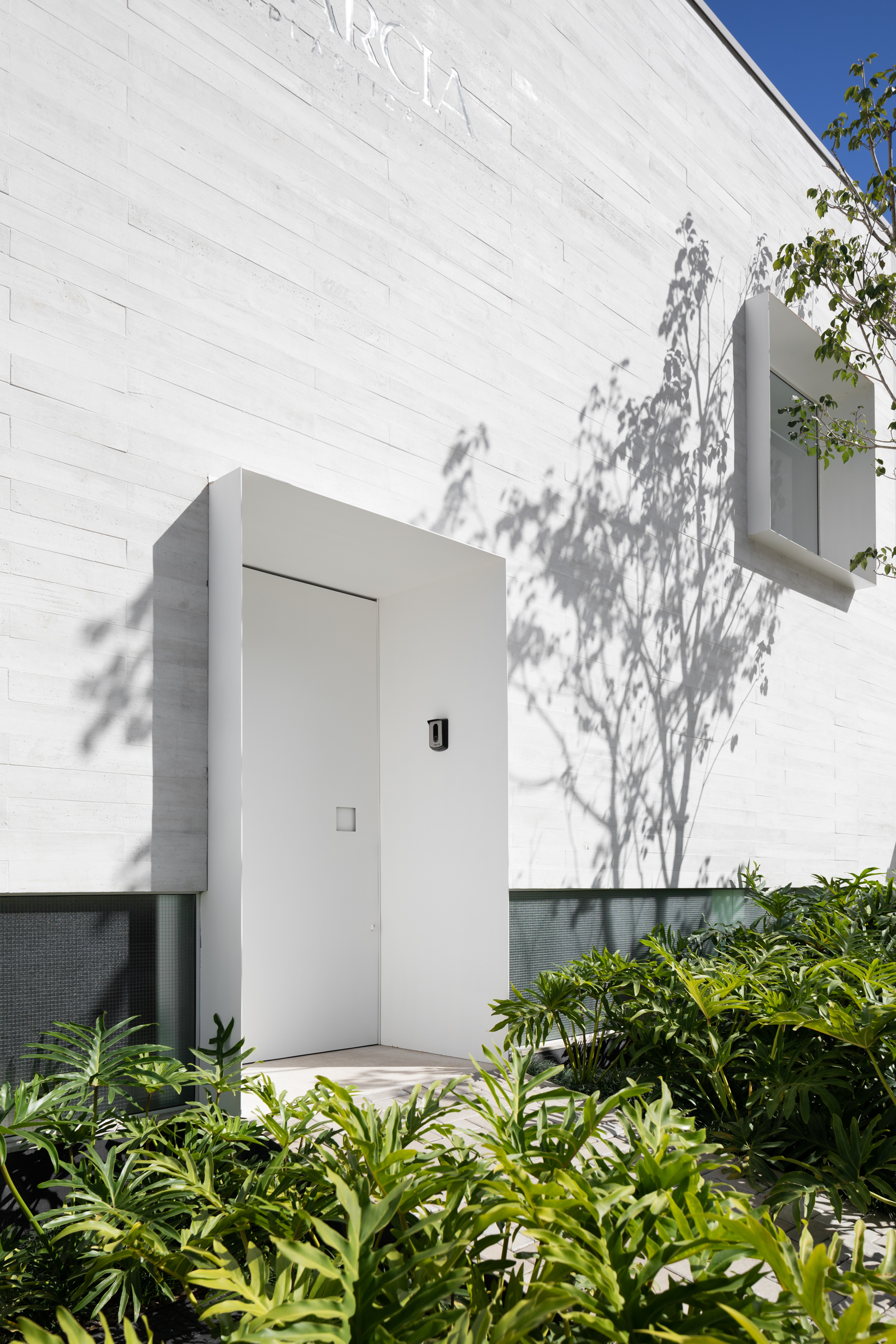 CG 整形外科诊所丨巴西圣卡塔琳娜丨Studio Miolo-0