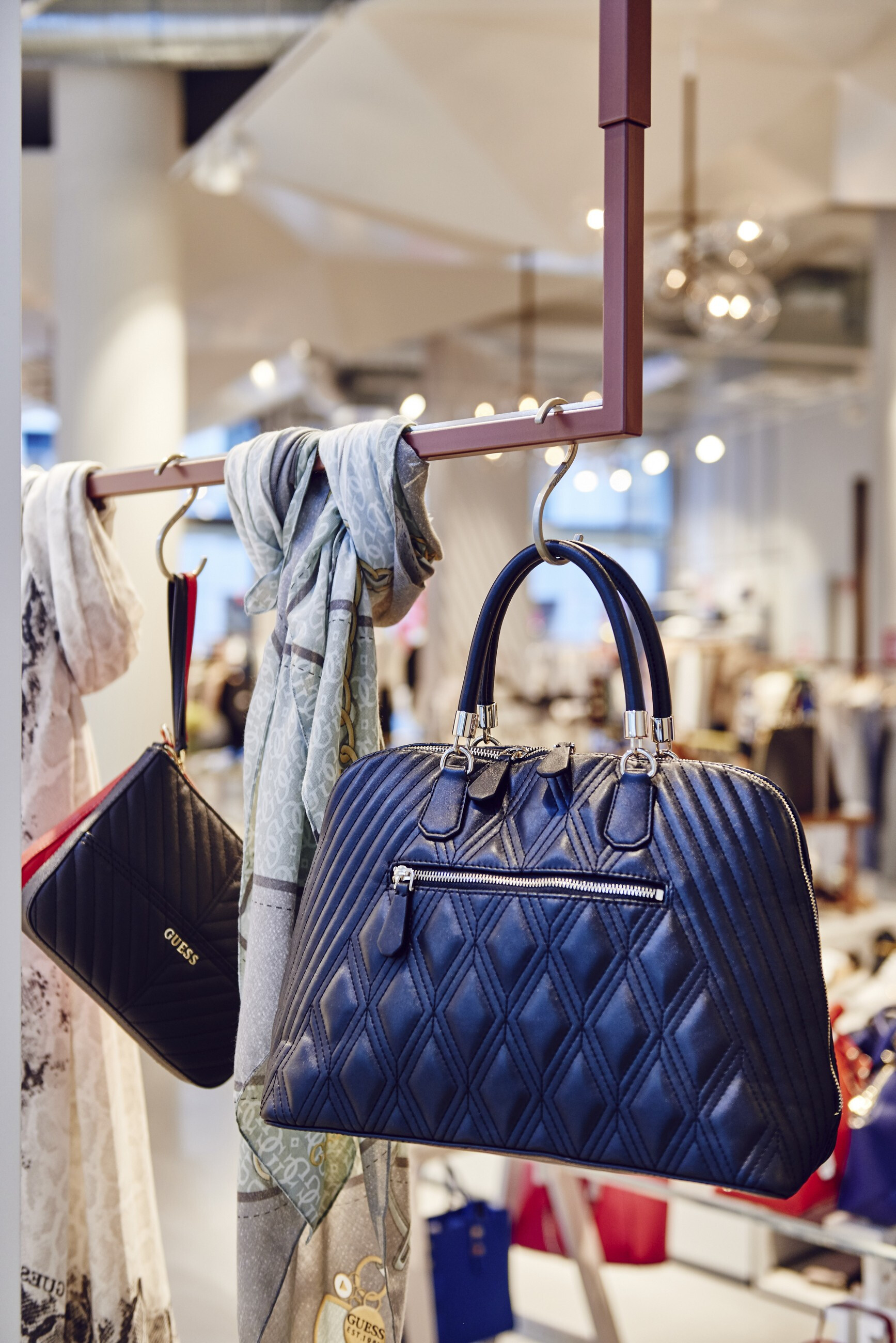 苏黎世粉色时尚殿堂“The Gallery”-21