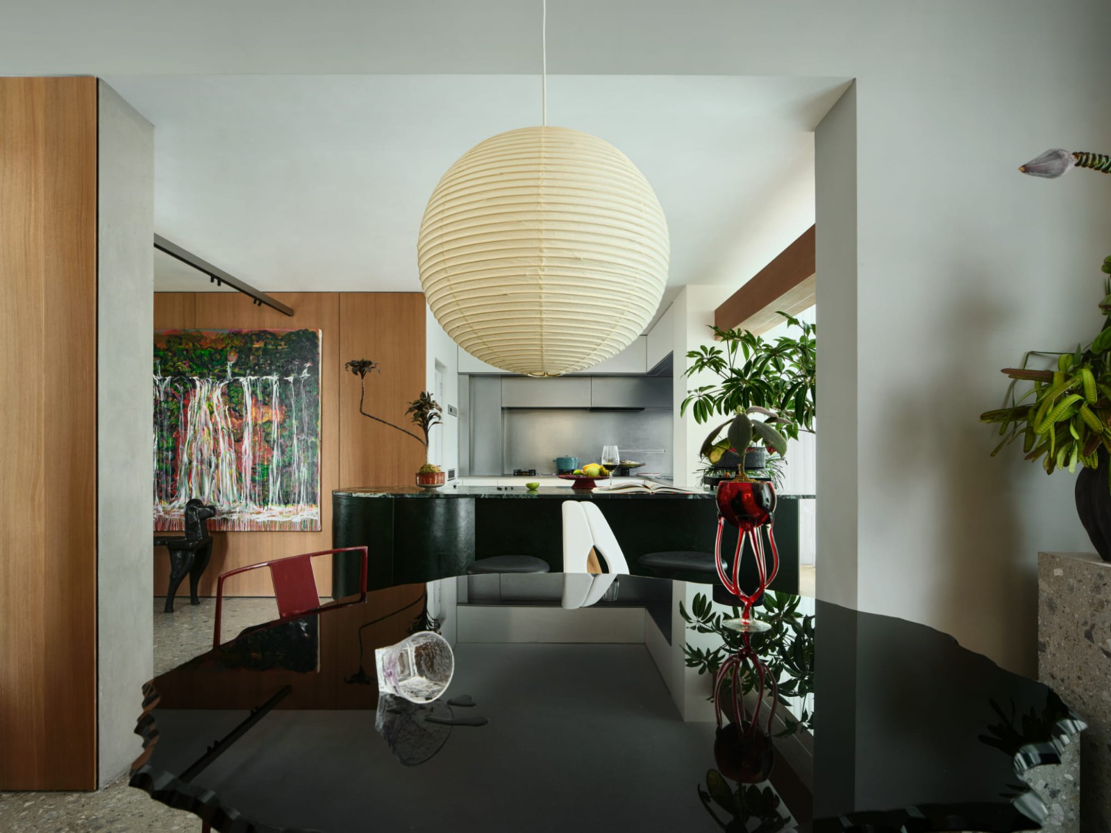 现代折衷与艺术的交织:复式空间“不被定义的家”设计丨HURR赫设计-21