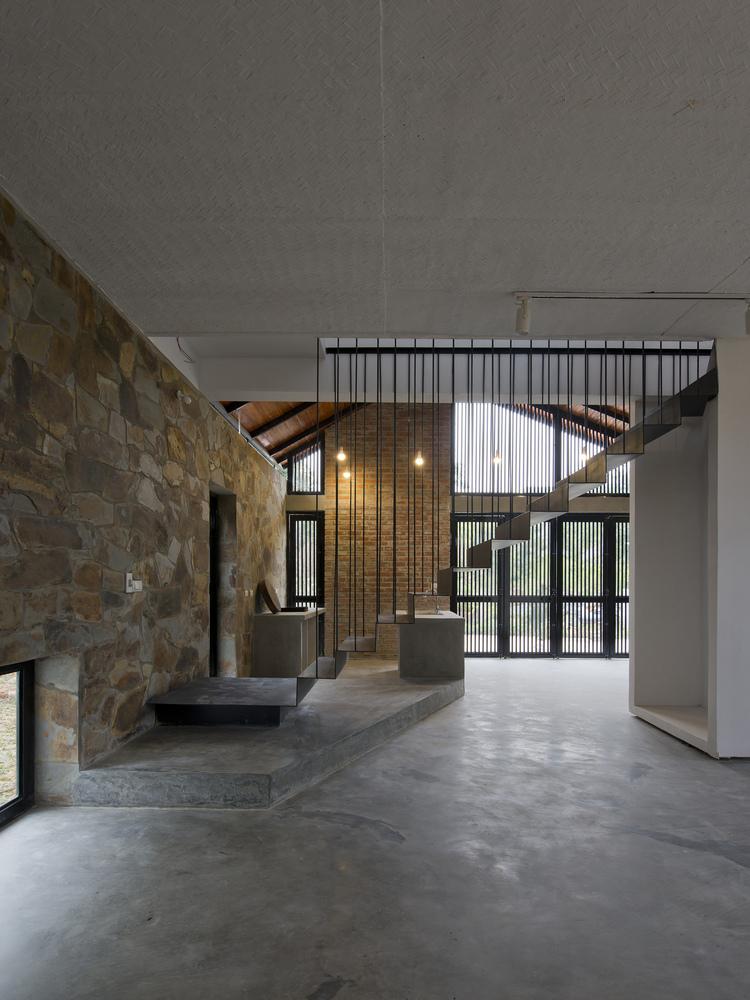 越南河内褶皱屋顶住宅丨TOOB STUDIO · Office Profile-23