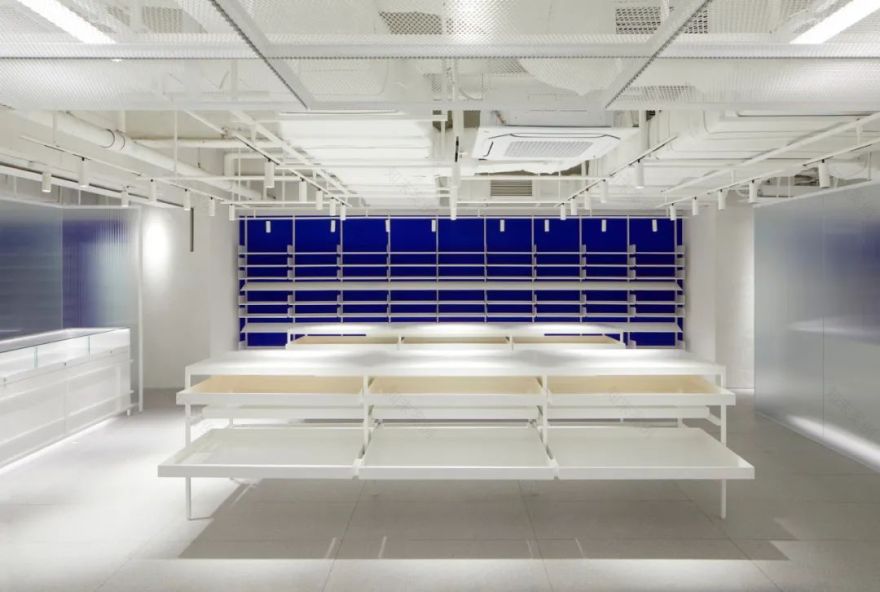 蓝灰调·质感商业空间·IOPE 实验室定制护肤新体验丨韩国-47