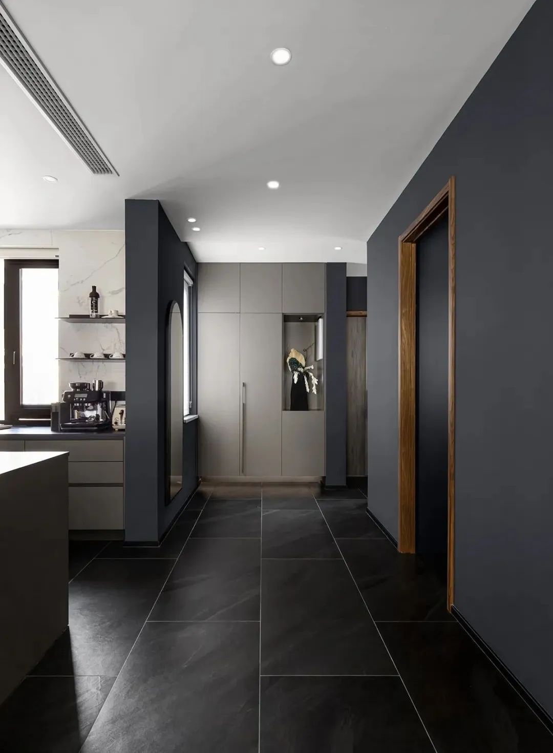 255㎡简约精致的私宅，静谧且有深度！-0