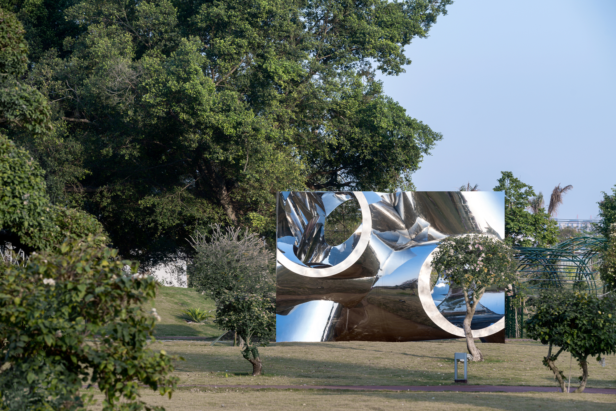 Six Sections / Studio Link-Arc-6