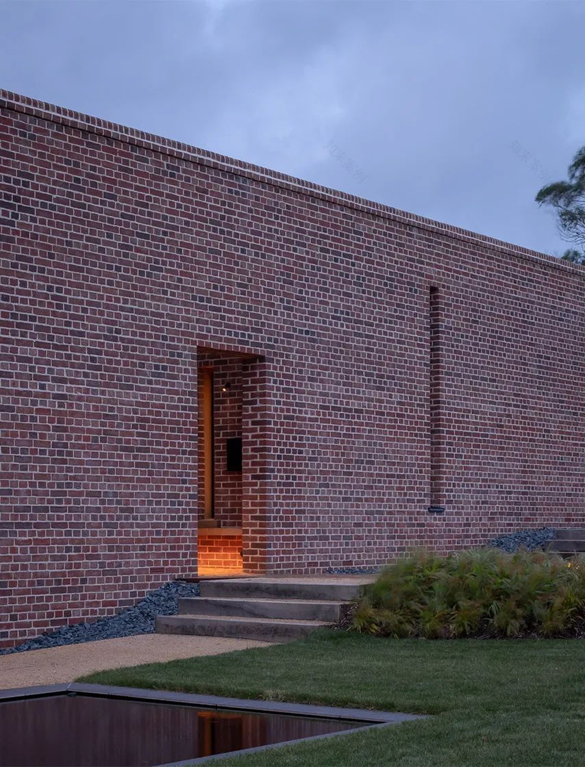 英国麦克莱恩·昆兰建筑公司打造优雅空间-16