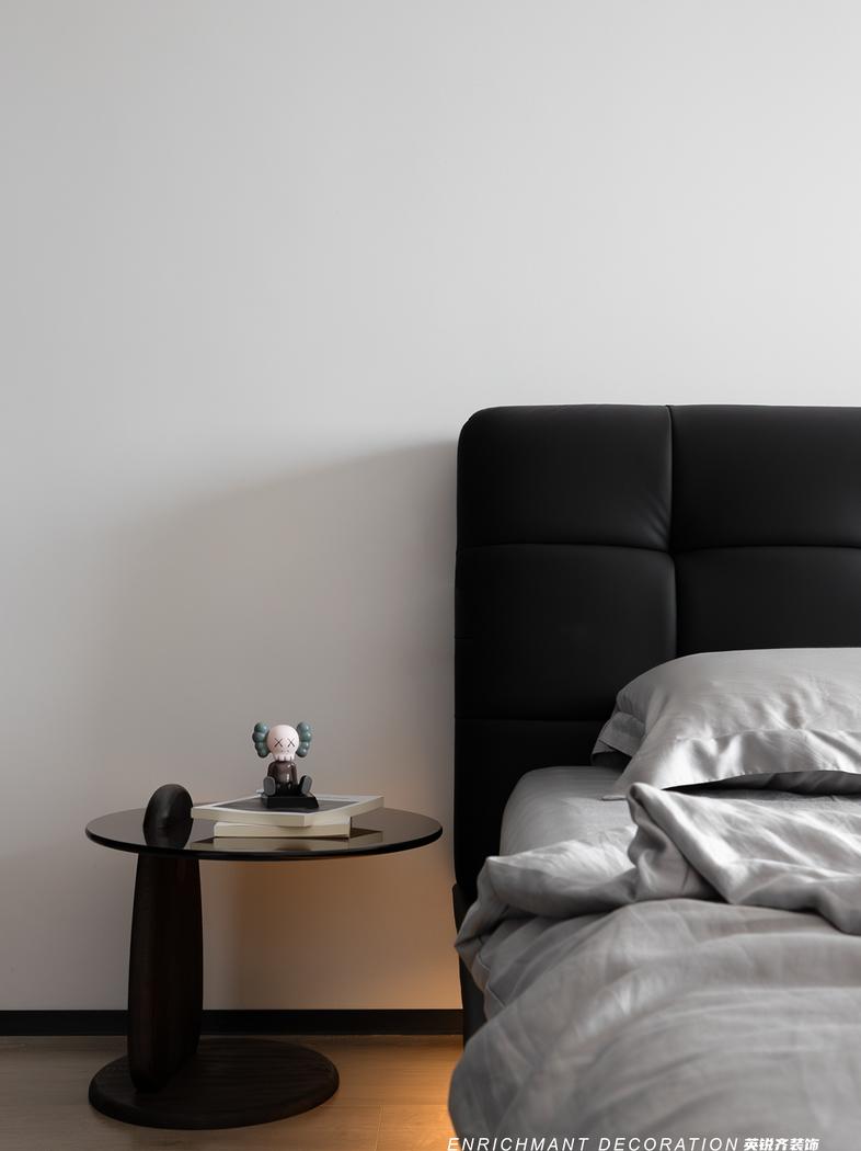 极致黑白 · 简约高级感爆棚的精装房改造丨易越-50