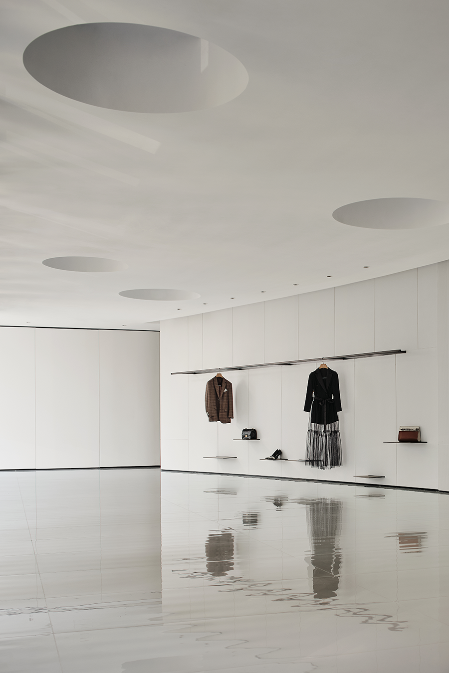 极简服装店设计，一个空的空间即空的舞台-23
