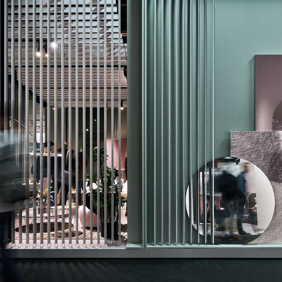 Show­rooms & Messe­stände-12