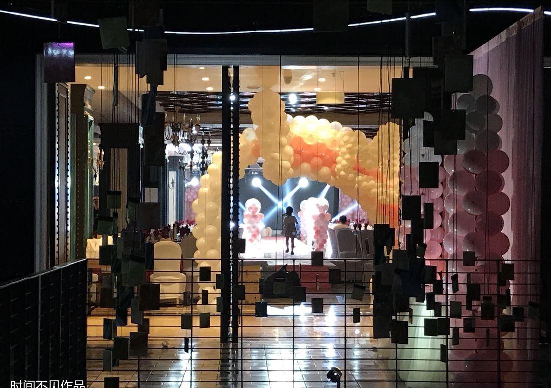 
穿越主题餐厅 -0