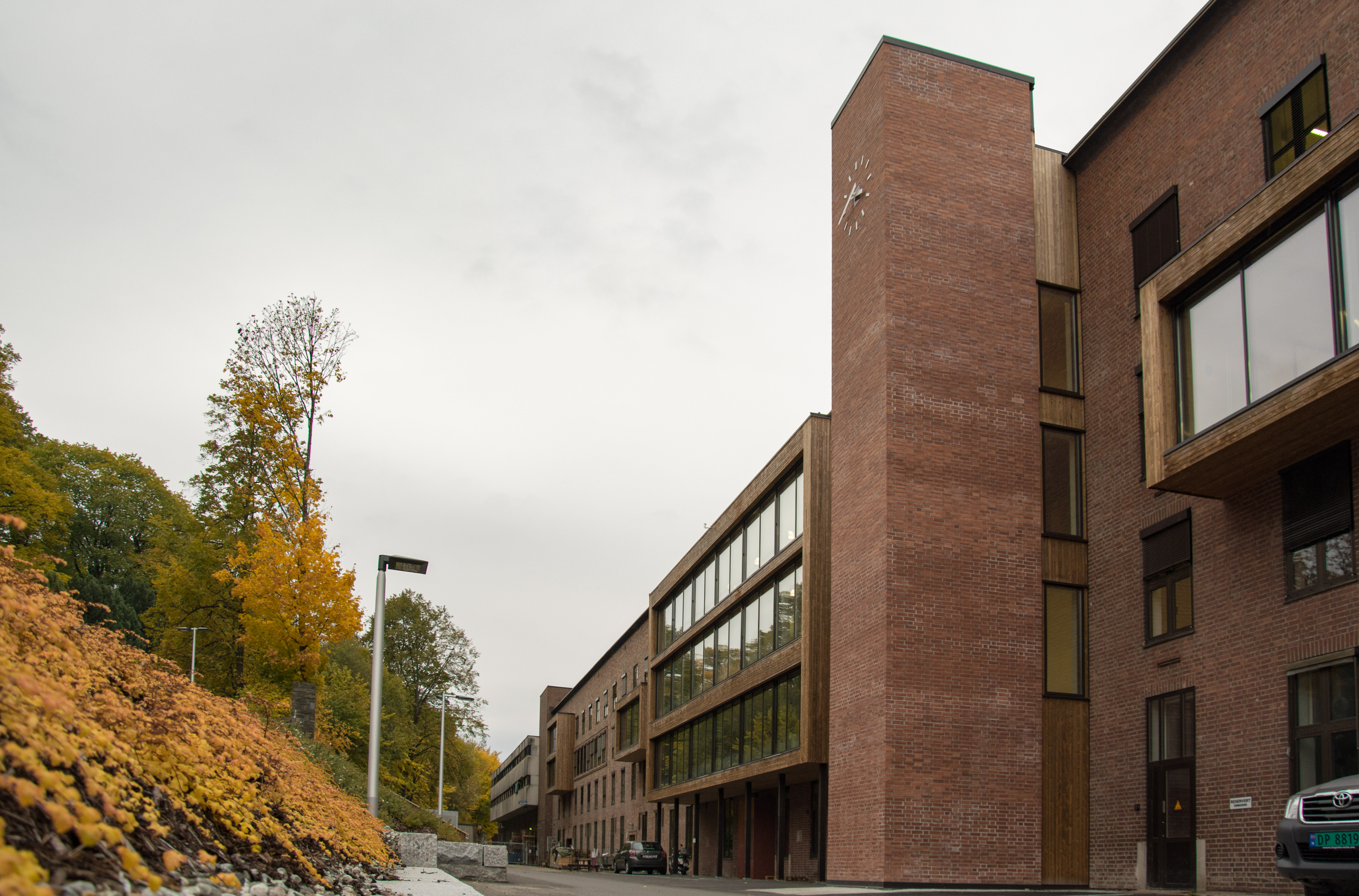 Various Architects 的 Lokomotivstallen 项目-16