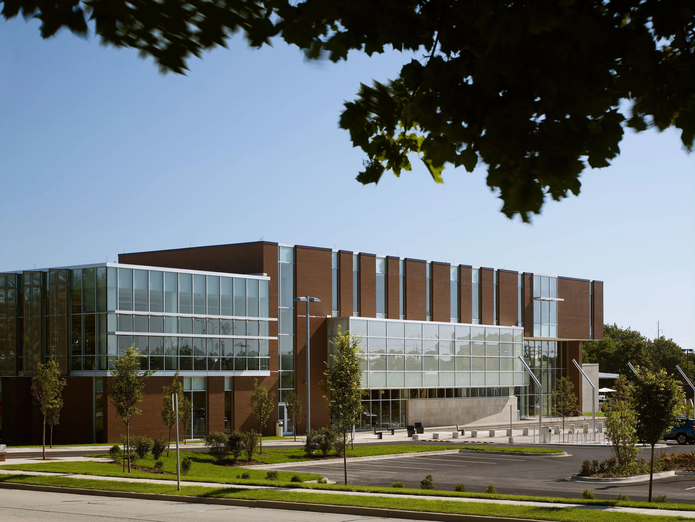 香槟公共图书馆丨美国丨Ross Barney Architects-19